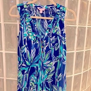Lily Pulitzer size XS tank in the Essie style